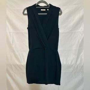 Aritzia / Barton Sleeveless V-Neck Dress | Size 6 in Dark Green